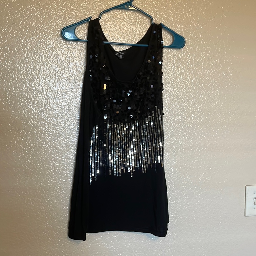 Black casual tank top with silver sequence.